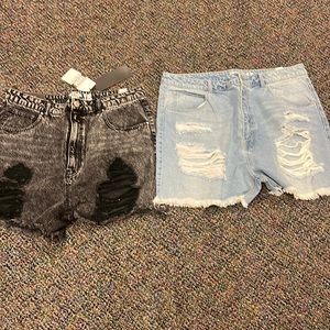 2 pair women’s shorts